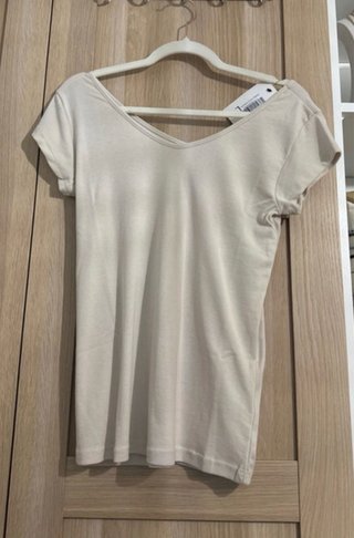 tengo lote de 100 camisetas tala M ,L,Xl