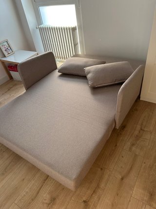 Sofá cama beige casi nuevo
