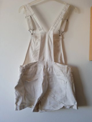 Peto vaquero corto blanco tirantes ajustables