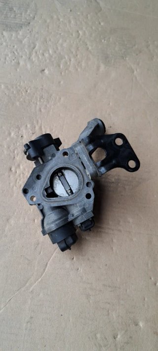 Cuerpo Mariposa Renault clio 1.2 inyeccion