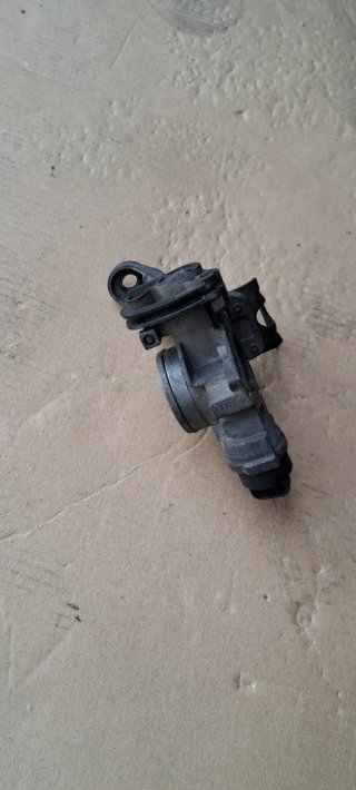 Cuerpo Mariposa Renault clio 1.2 inyeccion