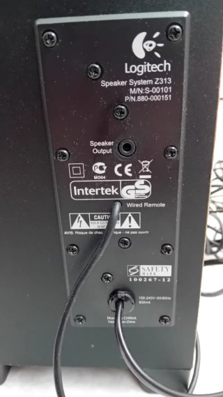 Altavoces Logitech. Sólo hago envíos