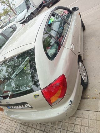 KIA Rio 2002