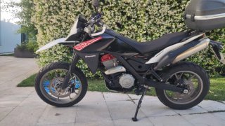 Husqvarna TR650 Strada