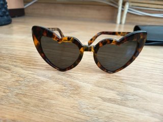 Gafas de sol Saint Laurent Corazón Tortoise