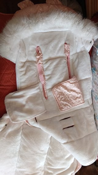 Saco para silla de bebé rosa estampado