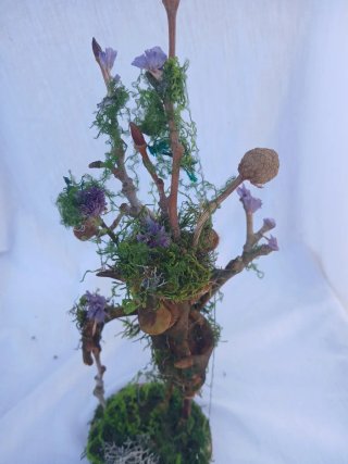 Duende de árbol decorativo