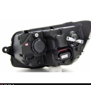 Faros Volkswagen T6 LED Fondo Negro