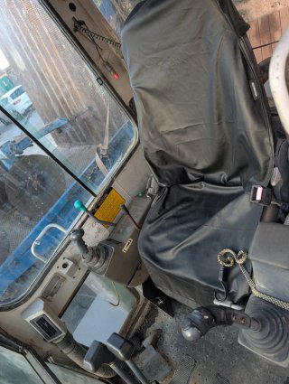 Mini excavadora Takeuchi TB 135