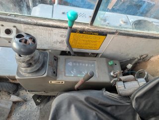 Mini excavadora Takeuchi TB 135
