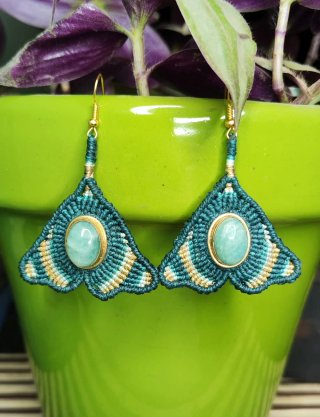 Pendientes polilla amazonita y oro