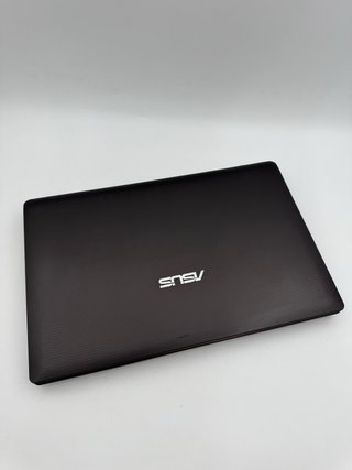 Asus i7/ 8GB RAM / HDD 1tb / windows 10 lite