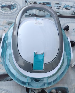 Robot Limpiafondos Piscina Inalámbrico Doble Motor
