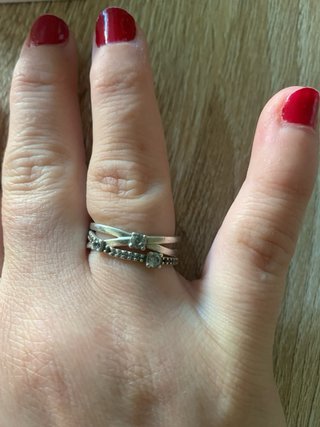 Anillo Pandora tres bandas circonitas