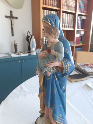 Statua antica Nostra Signora del Sacro Cuore