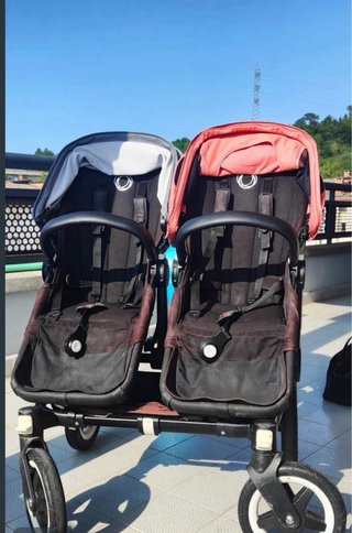 Bugaboo Gemelar y 2 maxi-cosis