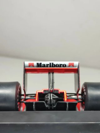 1:24 McLaren MP4/4 "Marlboro" - Ayrton Senna 1988