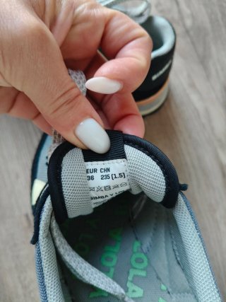 Zapatillas Bimba y Lola negras