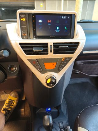 Toyota iQ 2012