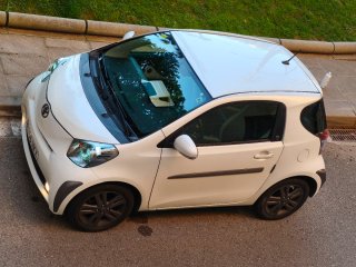 Toyota iQ 2012
