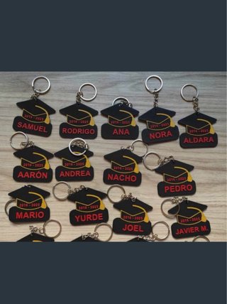 Llaveros de graduación personalizados