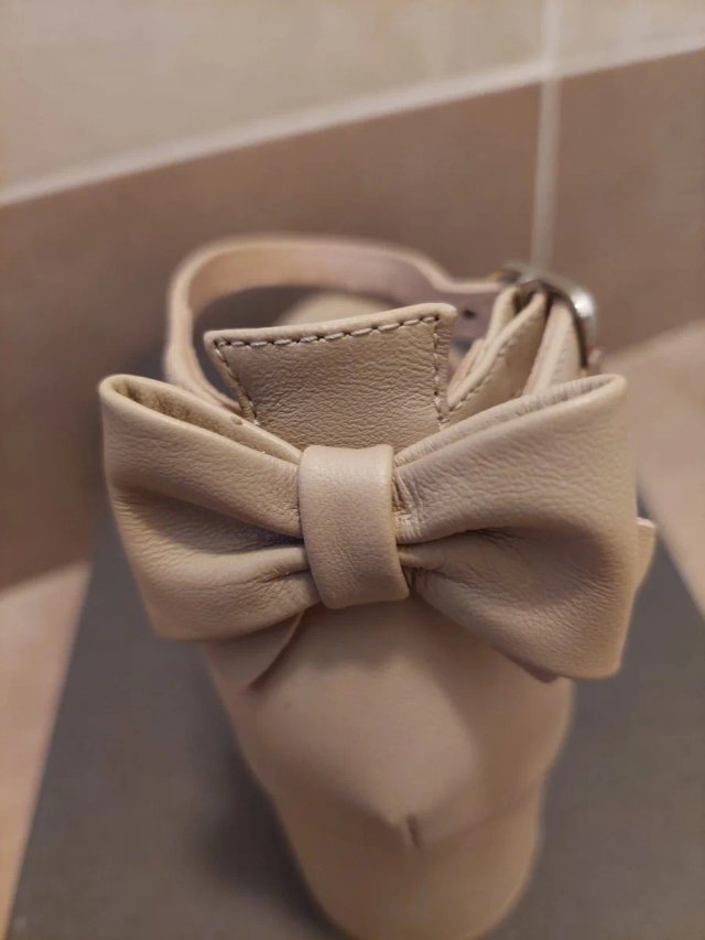 Zapatos de cuero NeroGiardini desnudos talla 39