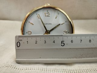 Despertador Europa Dorado