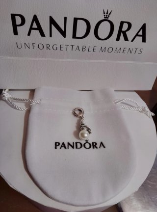 Pandora Charm Sirenita con Perla