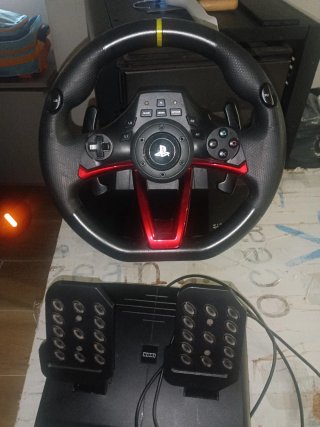 Volante Hori como nuevo
