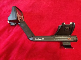 Minelab Explorer SE metal detector