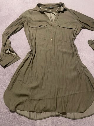Vestido camisero Zara verde oliva
