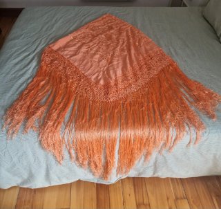 Manton Manila seda Naranja Salmón Bordado