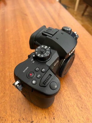 Panasonic Lumix DC-GH5 Cámara