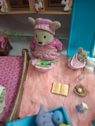 Casa de muñecas maletín