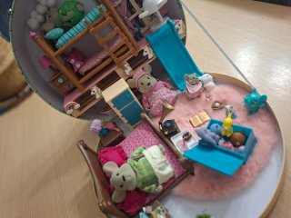 Casa de muñecas maletín