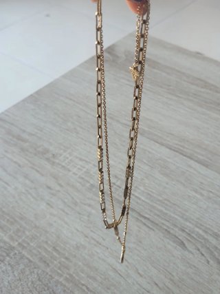 Collar doble Guess dorado con corazón