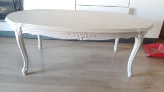 Tavolino vintage in legno bianco