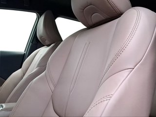 Lexus LBX 1.5 136cv HEV Elegant