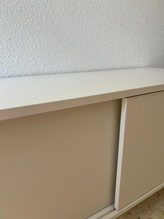 Mueble zapatero con puertas correderas