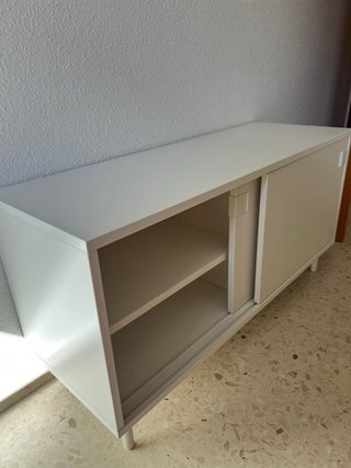 Mueble zapatero con puertas correderas