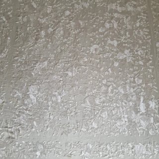 Manton Manila Beige Seda Bordado