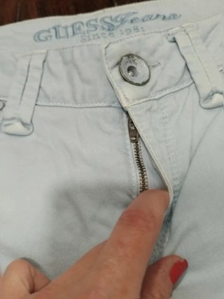 Pantalón vaquero Guess campana talla 28 nuevo con