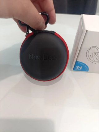 Auriculares Bluetooth New Bee Blancos