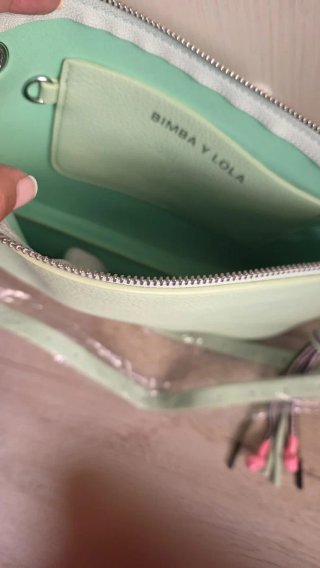 Bolso verde 30x18 cm.SOLO ENVIO