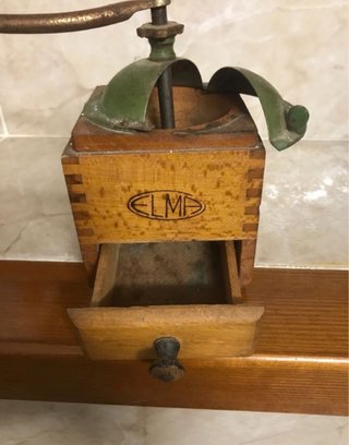 2 Antichi Macinini da Caffè