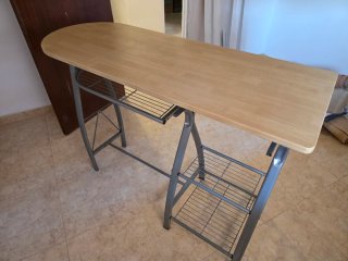 Mesa de cocina madera y metal