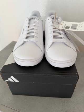 Scarpe Adidas urban court