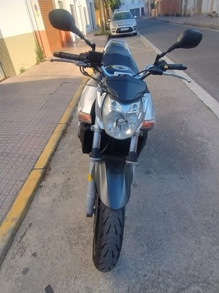 Suzuki GSR 600