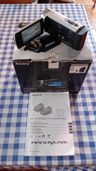 Cámara de vídeo Sony Handycam DCR-SX15E