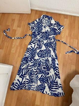Vestido largo estampado hojas